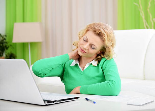 Síntomas de osteocondrosis cervical en mujeres.